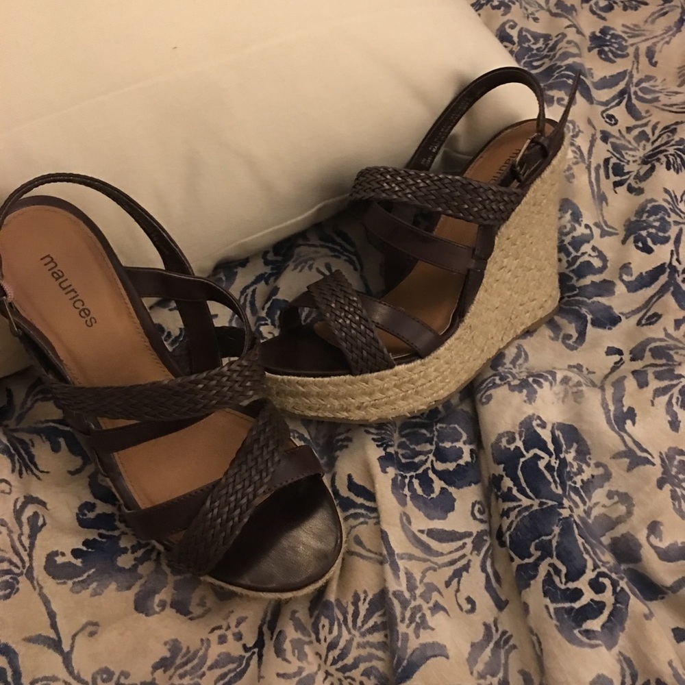 Brown, wedge sandals!
